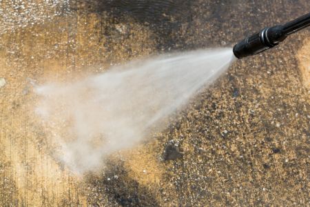 Why Homeowners Trust Experts for Concrete Cleaning
